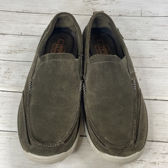 Skechers Relaxed Fit MIlford Suede Slip-on Loafer - Picture 6 of 12